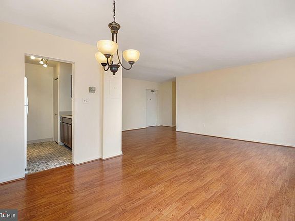 4th image of 3701 5th St S APT 311