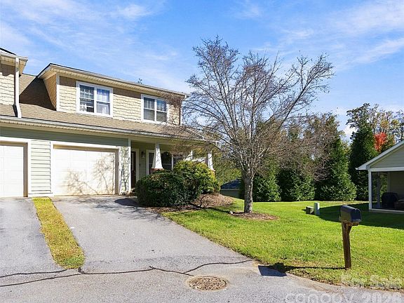 2nd image of 64 Fox Briar Dr