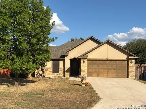 314 Yorktown, Pleasanton, TX 78064