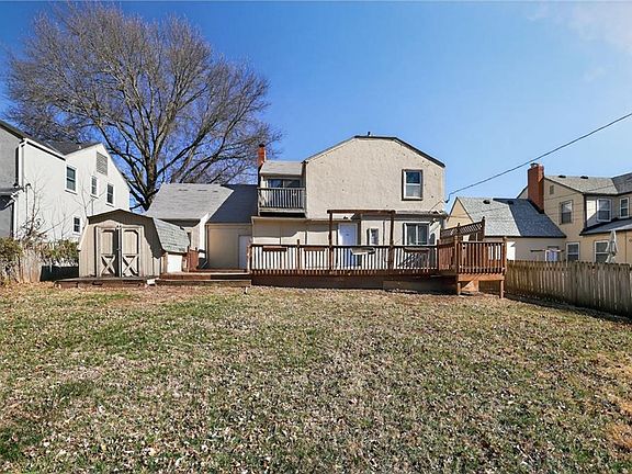 2nd image of 8016 Holmes Rd