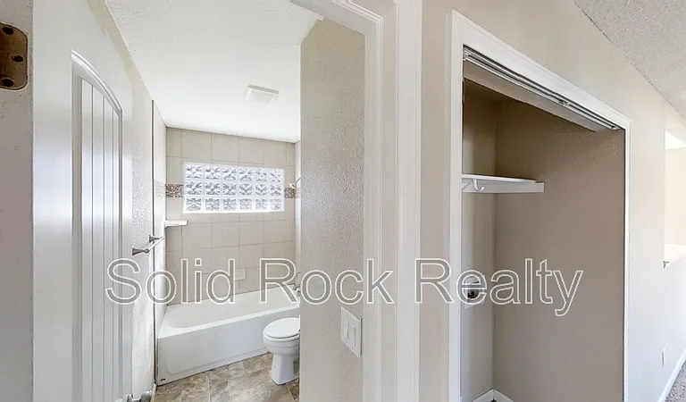 2505 Gina Dr — Photo 10
