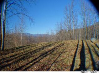 18 Kalmia Dr, Black Mountain, NC 28711