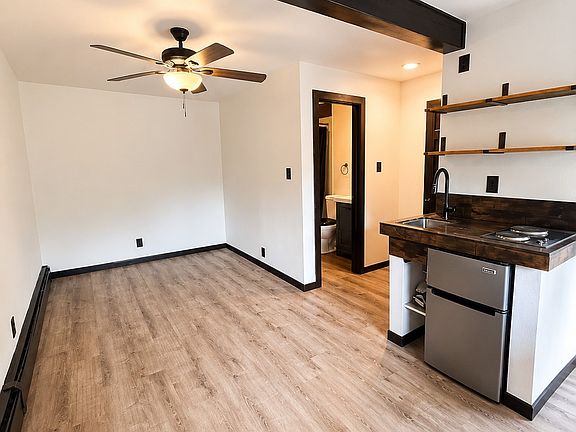 4th image of 510 Main St #2
