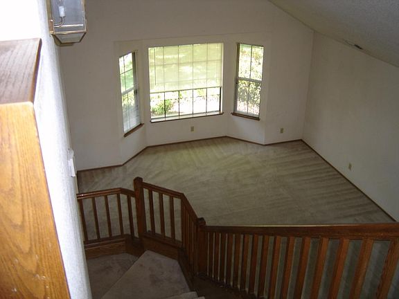 5th image of 1634 Wyndham Way