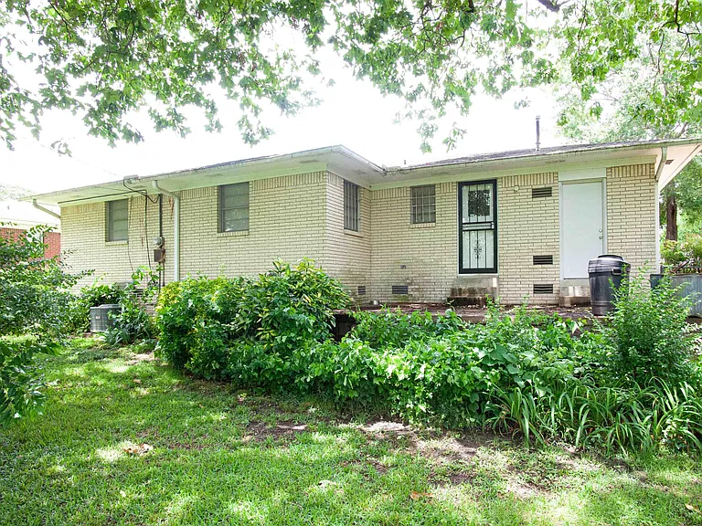 6609 Sandpiper Dr — Photo 13