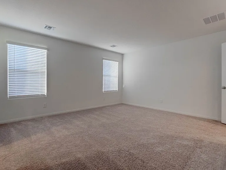 9256 Innot Ave — Photo 18