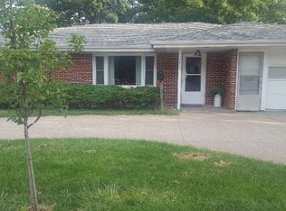 2803 Lucas St, Muscatine, IA 52761
