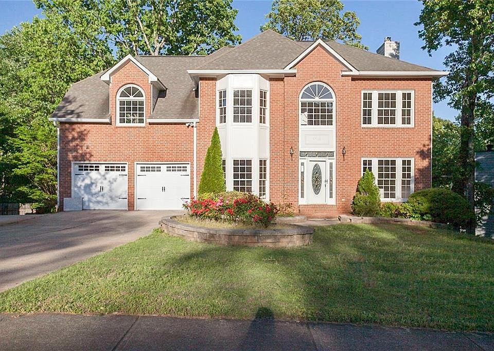 1st image of 3931 Regas Dr