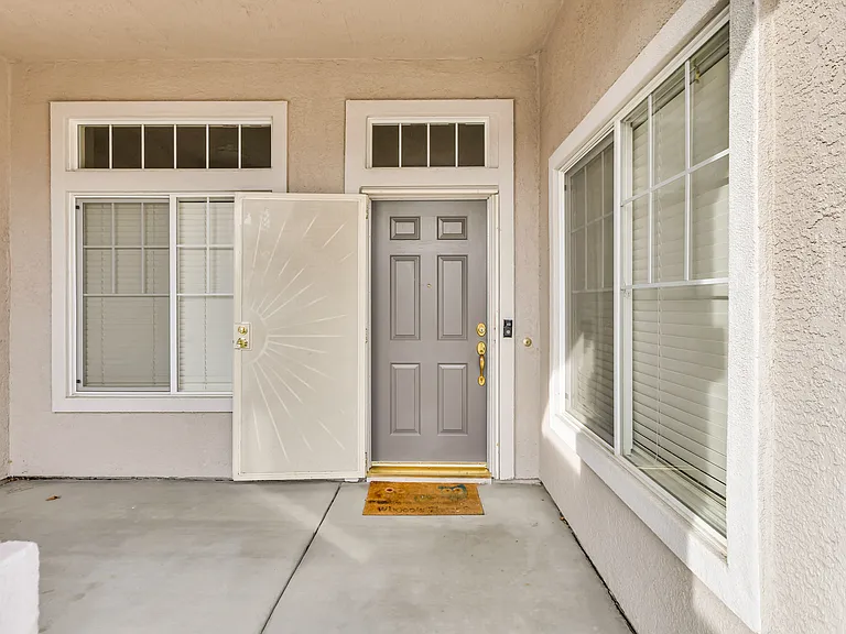 8795 Monterey Oaks Dr — Photo 6