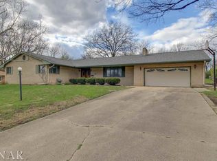 306 Augustine Way, Normal, IL 61761