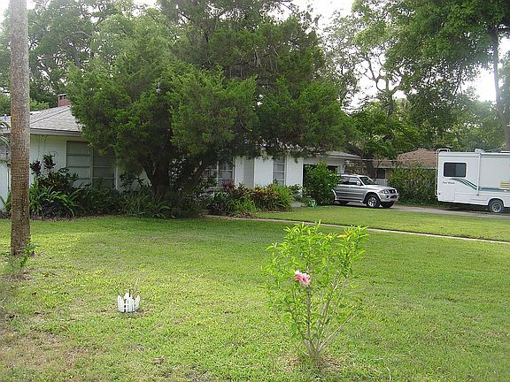 3rd image of 540 Daytona Ave