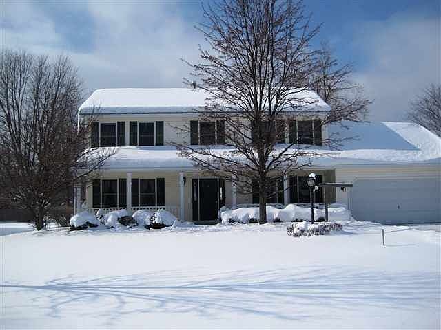 1st image of 9 Copperfield Dr