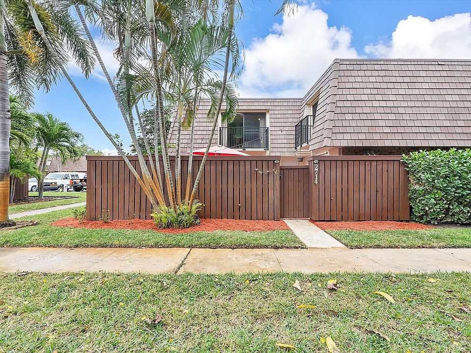 1st image of 2714 SW 15th Street #2714