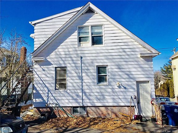 2nd image of 461 Woodward Ave