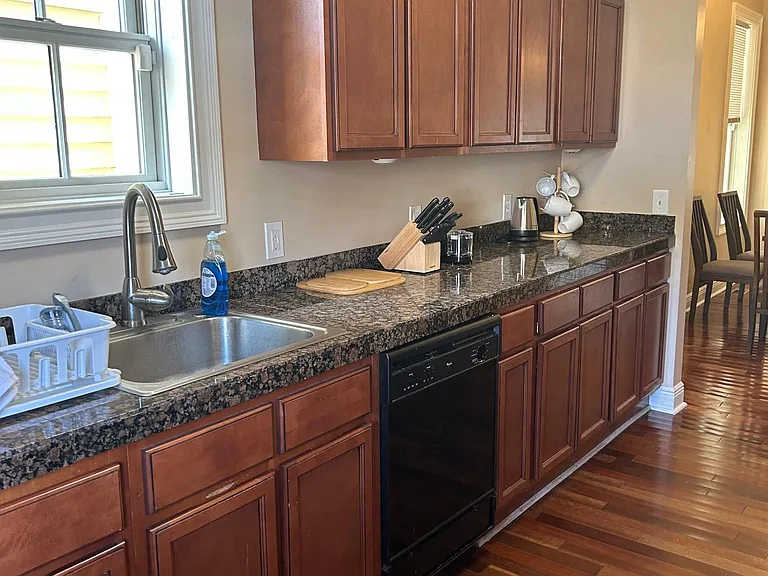 2231 Whitaker St #LOWER — Photo 12