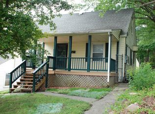 121 7th St, Clifton Forge, VA 24422