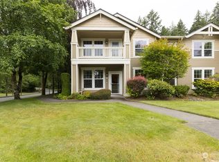 1717 McNeil Cir UNIT A-5, Dupont, WA 98327