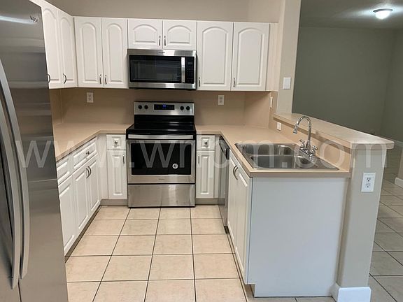5th image of 7796 NW 114th Pl