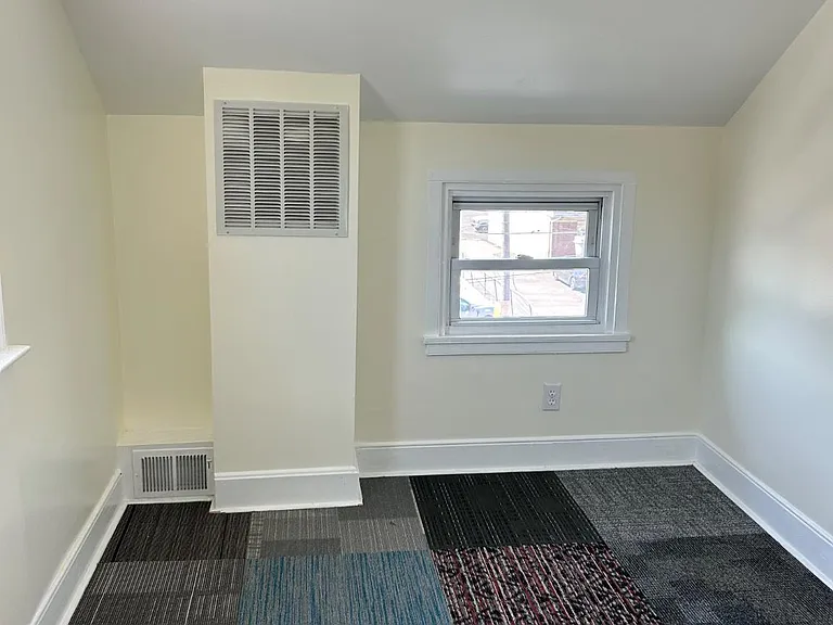 431 Rhawn St — Photo 8