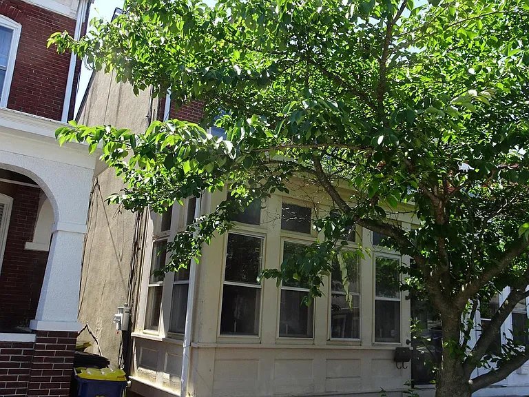 43 W 5th St — Photo 2