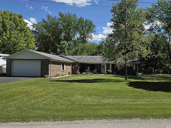 15 Ems B28a Ln, Pierceton, IN 46562