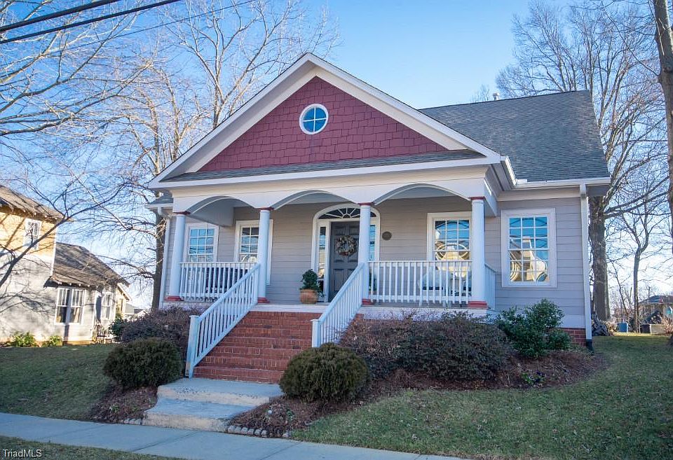 1st image of 326 Gorrell St