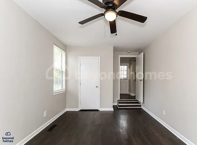 5713 Avenue P — Photo 11
