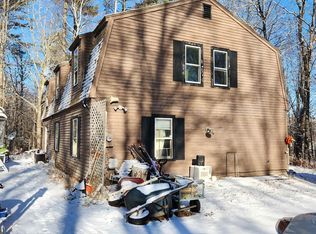148 Puckerbrush Rd, Campton, NH 03223