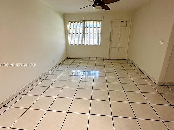 3rd image of 2319 Jackson St APT 6
