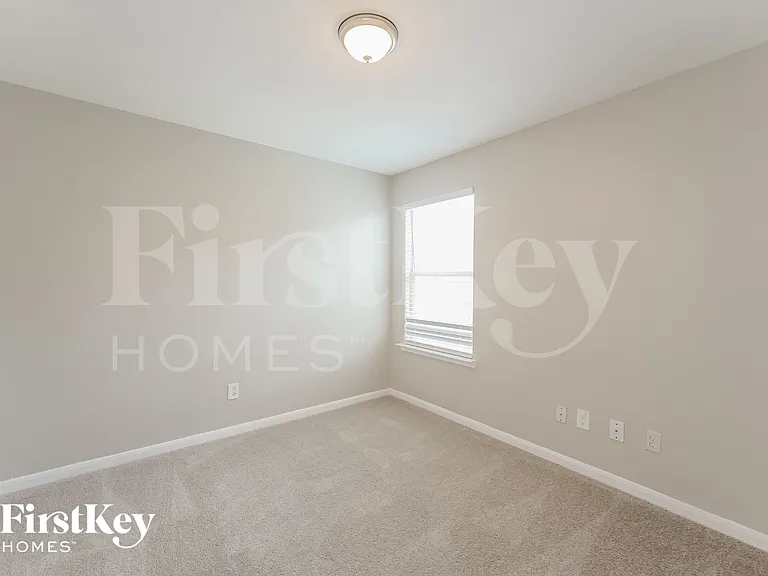 7111 Lilac Manor Ln — Photo 12