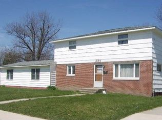 254 W Indiana Ave, Nappanee, IN 46550