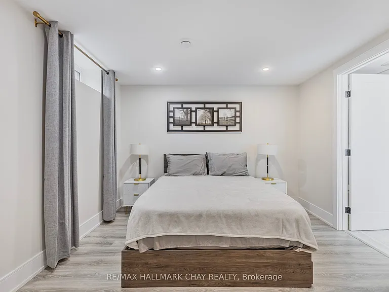 12 Tower Ct #LOWER — Photo 9
