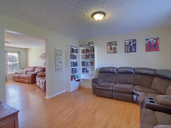 4th image of 1287 Autumn Dr