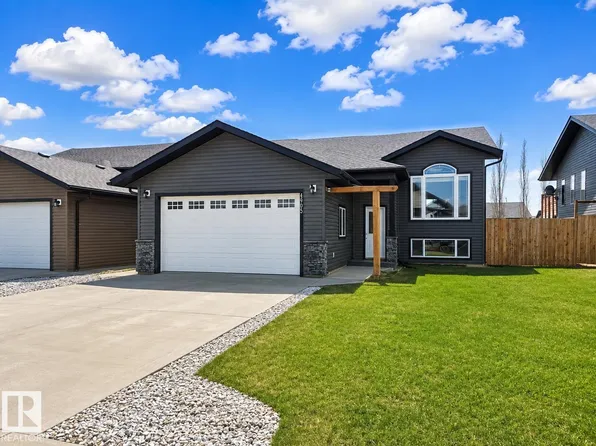 4905 58th Ave, Cold Lake, AB T9M 0E8