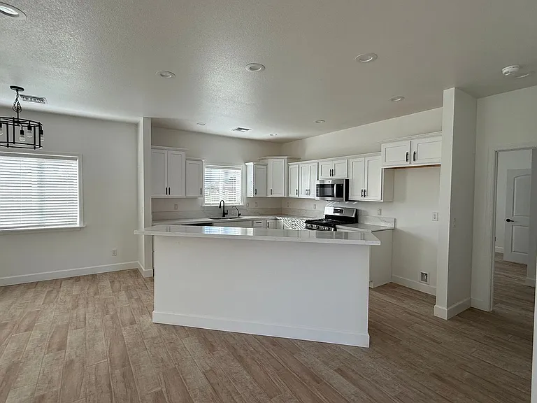 5640 S Desert Lakes Dr — Photo 7