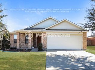 109 Rain Cloud Dr, Waxahachie, TX 75165