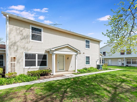 2nd image of 2165 N Dogwood Ln #2165