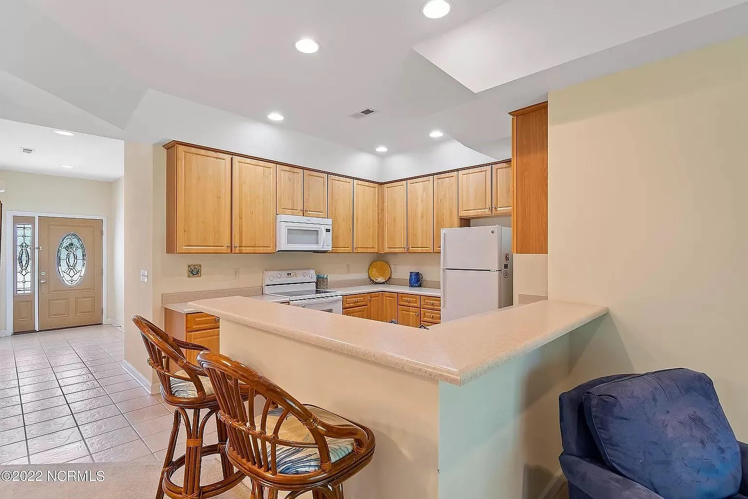 8855 Radcliff Dr NW — Photo 4