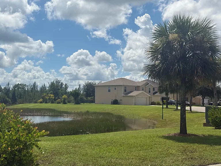 18168 Horizon View Blvd — Photo 3
