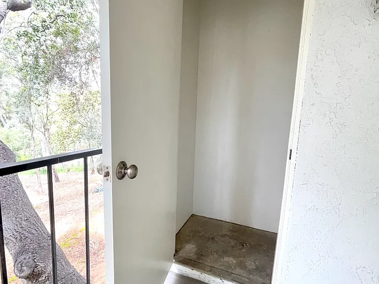 Ojai Heights — Photo 42