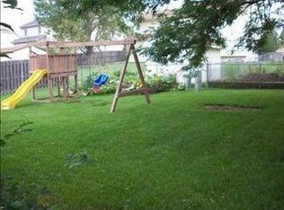 912 Joseph Dr, Papillion, NE 68046