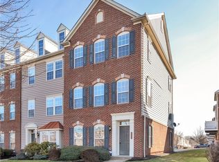 700 Park Plz E, Wexford, PA 15090
