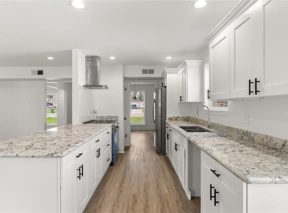 2nd image of 2137 Carol Sue Ave