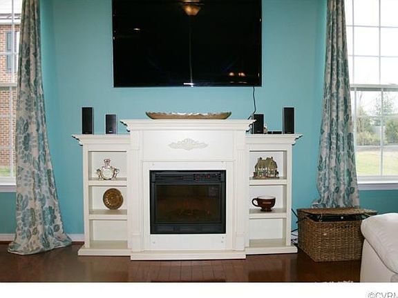 5th image of 321 Clerke Dr Unit 321