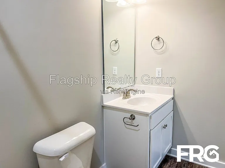 1501 S Taylor St — Photo 32
