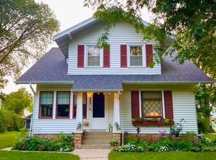 605 Park St, Jackson, MN 56143