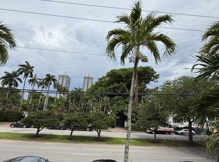 4730 Pine Tree Dr #33A, Miami Beach, FL 33140