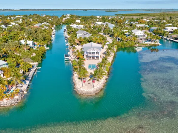 17013 Coral Dr, Summerland Key, FL 33042