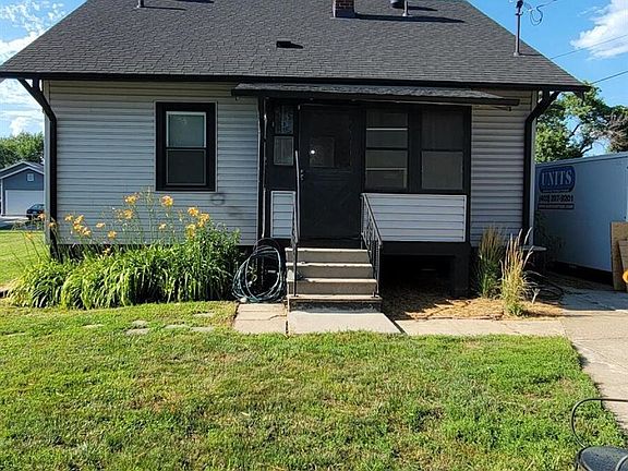 4th image of 2907 Avenue D