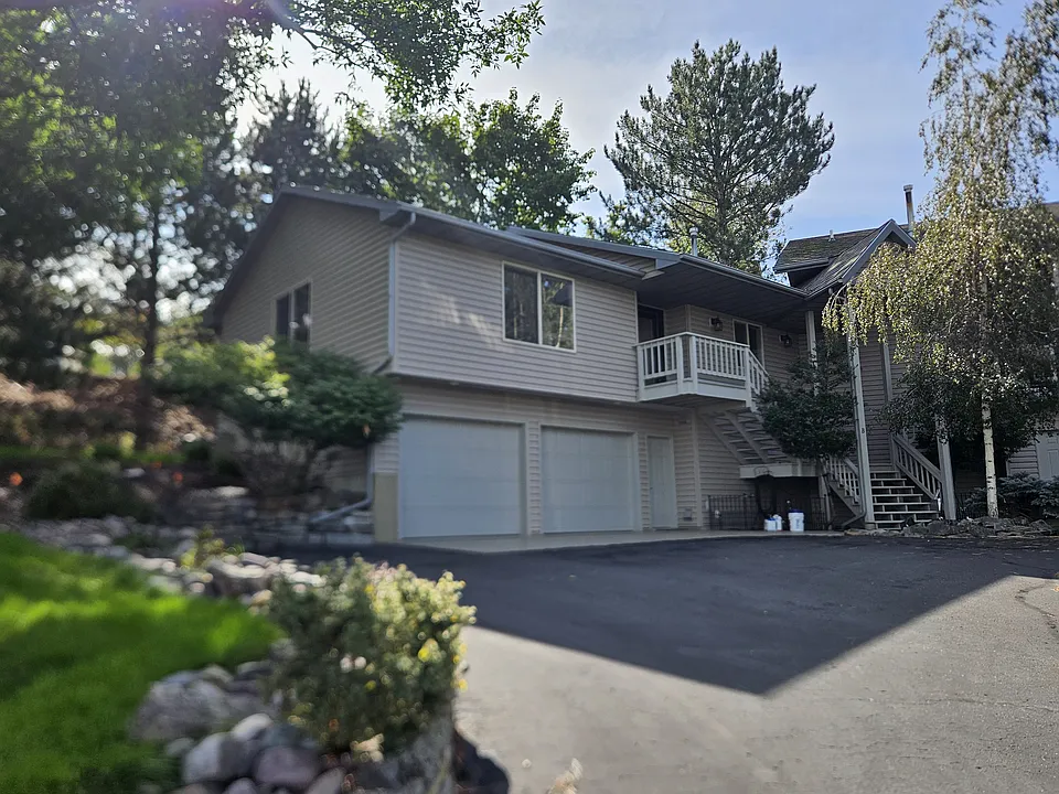 601 Overlook Way #B